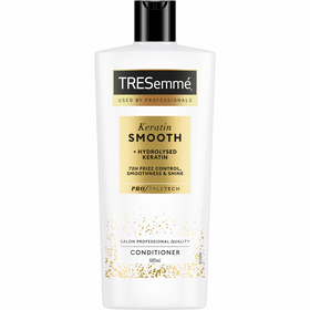 Condicionador Keratin Smooth Tresemmé 685 ml