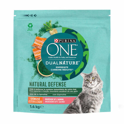 Comida Seca Para Gato Esterilizado Dual Nature Com Salmão Purina One 1.4Kg