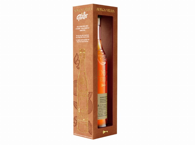 Aguardente Adega Velha 6 Anos 0.50 l
