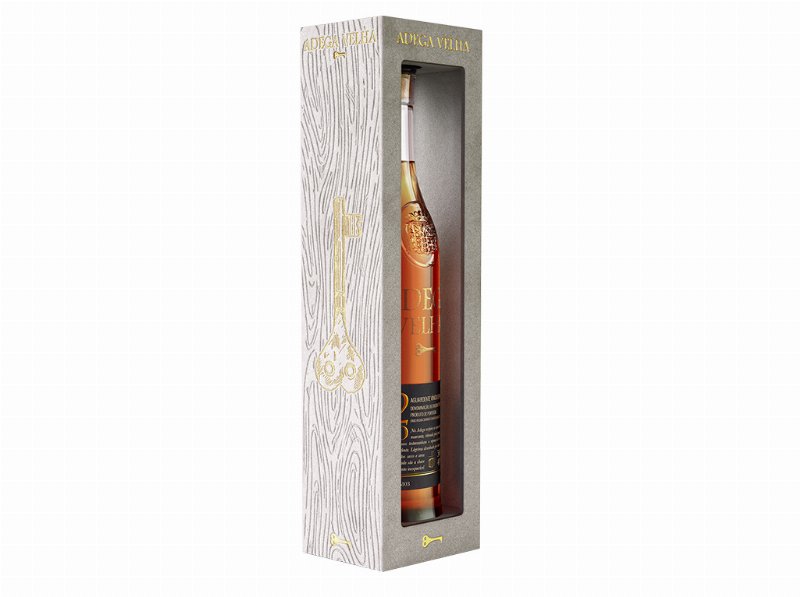 Aguardente Adega Velha 12 Anos 0.50 l